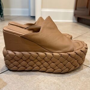 Paloma Barcelo Roman Constance Wedges